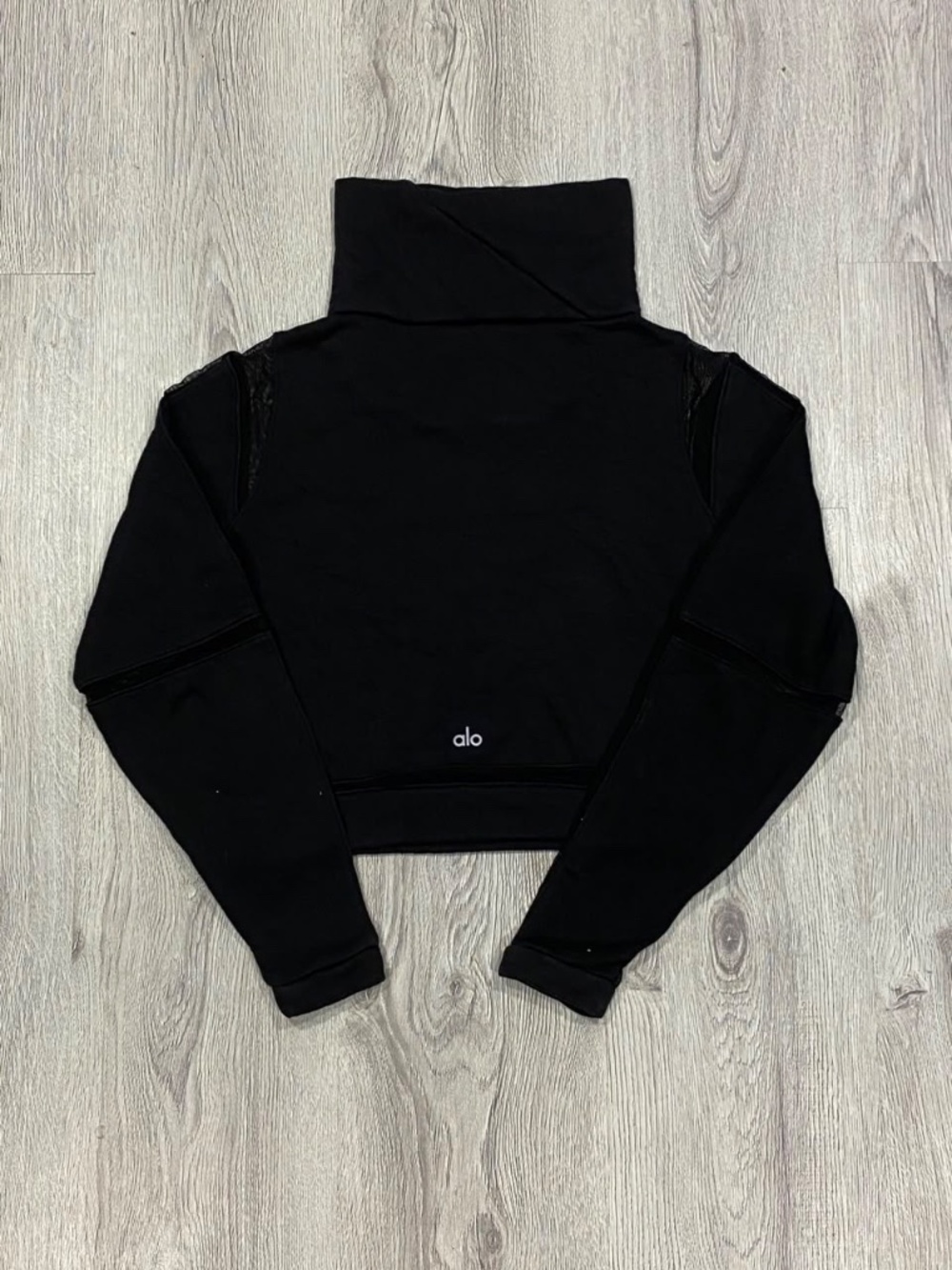 Alo Yoga Black Mesh Panel Cowl Neck Crop Sweatshirt XS - Picture 3 of 7
